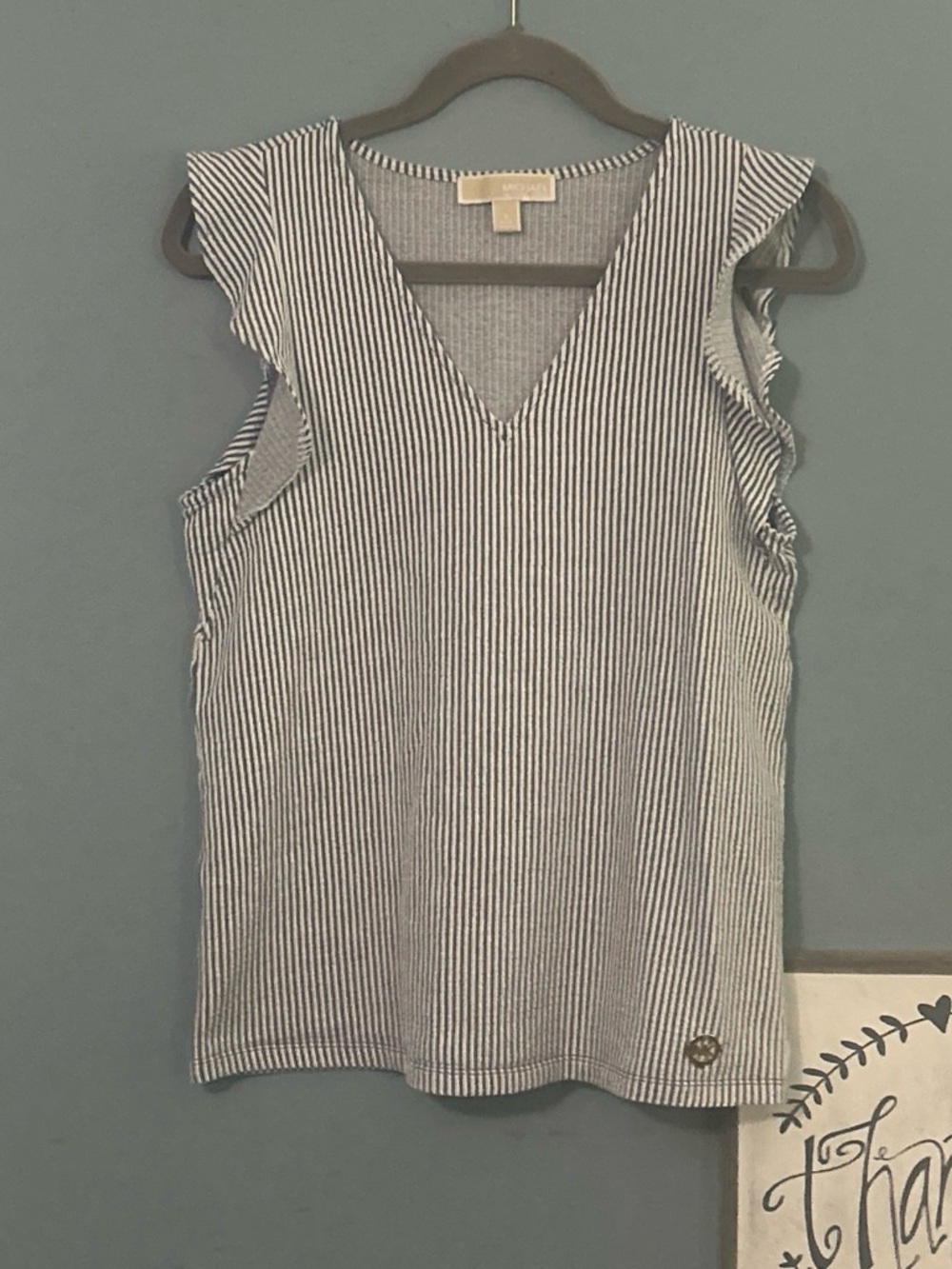 MICHAEL Michael Kors EUC/Like New, Navy & White Striped V-Neck Ruffle Sleeve Top